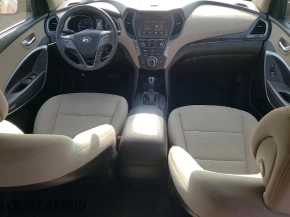 ✅ 2017 Hyundai Santa Fe 2.4L • VIN: 5XYZU3LB7HG460563 • Lot: 80073775. Wystawiony na Copart z przebiegiem 73 446 mil. Bezpłatny archiwum sprzedaży aukcyjnych z USA i szczegółowy raport historii pojazdu na DreamBid. Zdjęcie 8.