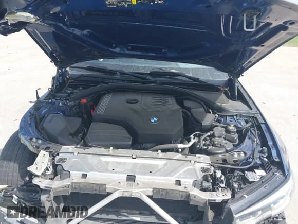 ✅ 2022 BMW 3 Series 330i • VIN: 3MW5R1J06N8C32399 • Lot: 41788730. Listed on IAAI with 53,691 mi. Free auction sales archive from the USA and detailed vehicle history report at DreamBid. Image 10.