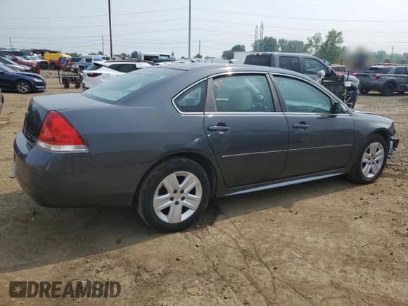 2010 Chevrolet Impala LS с VIN 2G1WA5EN1A1267493, выставлен на аукционе Copart как лот 67751185 с пробегом 176 872 миль миль и Списание • Salvage title. История ставок и продаж доступна на DreamBid. Изображение 3.