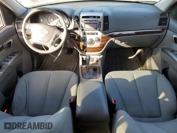 ✅ 2010 Hyundai Santa Fe GLS • VIN: 5NMSG3ABXAH378043 • Lot: 75190574. Listed on Copart with 185,942 mi. Free auction sales archive from the USA and detailed vehicle history report at DreamBid. Image 8.