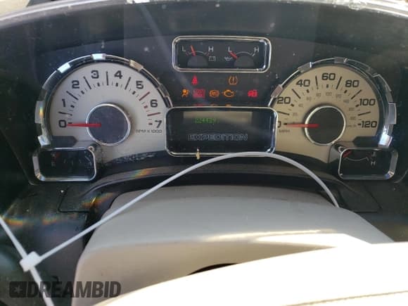 ✅ 2008 Ford Expedition Max SSV • VIN: 1FMFK15578LA47160 • Лот: 87272934. Опубликован ранее на Copart с пробегом 224 429 миль. Бесплатный доступ к архиву аукционных продаж из США и подробный отчёт об истории автомобиля на DreamBid. Изображение 9.