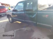 ✅ 1998 Chevrolet Silverado 1500 • VIN: 2GCEC19R3W1206821 • Lot: 43726996. Wystawiony na IAAI z przebiegiem 211 393 mil. Bezpłatny archiwum sprzedaży aukcyjnych z USA i szczegółowy raport historii pojazdu na DreamBid. Zdjęcie 6.