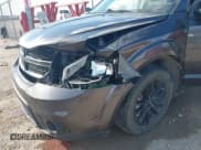 ✅ 2019 Dodge Journey SE • VIN: 3C4PDCBG0KT868682 • Lot: 43338811. Wystawiony na IAAI z przebiegiem 89 649 mil. Bezpłatny archiwum sprzedaży aukcyjnych z USA i szczegółowy raport historii pojazdu na DreamBid. Zdjęcie 6.