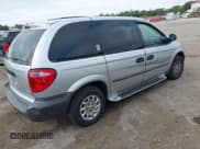 ✅ 2002 Chrysler Voyager • VIN: 1C4GJ25332B614042 • Lot: 43542895. Wystawiony na IAAI z przebiegiem 116 073 mil. Bezpłatny archiwum sprzedaży aukcyjnych z USA i szczegółowy raport historii pojazdu na DreamBid. Zdjęcie 4.