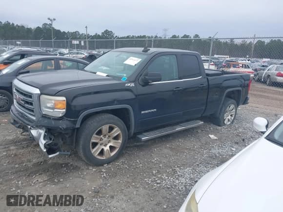 ✅ 2015 GMC Sierra 1500 SLE • VIN: 1GTV2UEC5FZ310921 • Лот: 41514177. Опубликован ранее на IAAI с пробегом 255 443 миль. Бесплатный доступ к архиву аукционных продаж из США и подробный отчёт об истории автомобиля на DreamBid. Изображение 17.