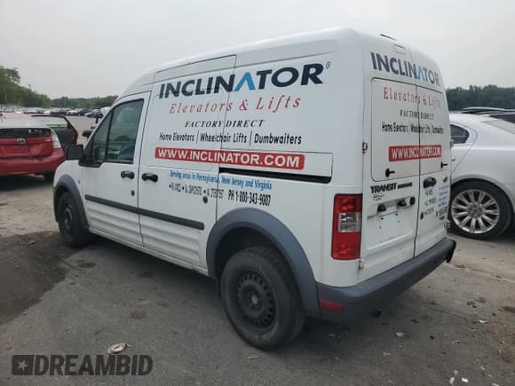 ✅ 2013 Ford Transit Connect XL • VIN: NM0LS7CN1DT129423 • Lot: 67001945. Listed on Copart with 156,436 mi. Free auction sales archive from the USA and detailed vehicle history report at DreamBid. Image 2.