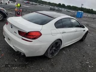 ✅ 2015 BMW M6 • VIN: WBS6C9C56FD467625 • Lot: 64269363. Wystawiony na Copart z przebiegiem 92 698 mil. Bezpłatny archiwum sprzedaży aukcyjnych z USA i szczegółowy raport historii pojazdu na DreamBid. Zdjęcie 3.