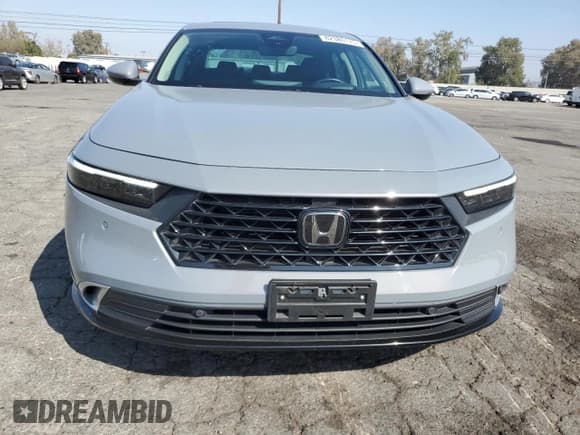 ✅ 2024 Honda Accord Touring • VIN: 1HGCY2F88RA012212 • Lot: 82380175. Wystawiony na Copart z przebiegiem 42 917 mil. Bezpłatny archiwum sprzedaży aukcyjnych z USA i szczegółowy raport historii pojazdu na DreamBid. Zdjęcie 5.