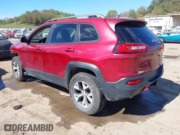 ✅ 2014 Jeep Cherokee Trailhawk • VIN: 1C4PJMBS5EW201768 • Lot: 43351924. Wystawiony na IAAI z przebiegiem 74 986 mil. Bezpłatny archiwum sprzedaży aukcyjnych z USA i szczegółowy raport historii pojazdu na DreamBid. Zdjęcie 3.