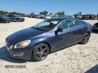 ✅ 2011 Volvo S60 • VIN: YV1902FH9B2014254 • Lot: 80700045. Wystawiony na Copart z przebiegiem 193 959 mil. Bezpłatny archiwum sprzedaży aukcyjnych z USA i szczegółowy raport historii pojazdu na DreamBid. Zdjęcie 1.