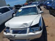 ✅ 2003 Volvo S80 • VIN: YV1TS91Z031304253 • Lot: 39456223. Wystawiony na IAAI z przebiegiem 62 592 mil. Bezpłatny archiwum sprzedaży aukcyjnych z USA i szczegółowy raport historii pojazdu na DreamBid. Zdjęcie 12.