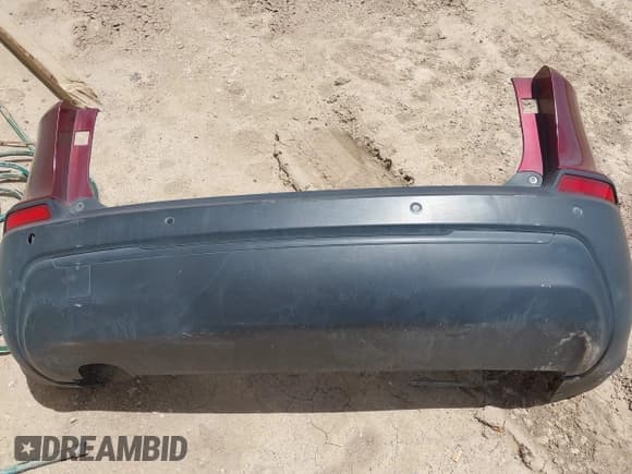 ✅ 2019 Jeep Cherokee Latitude Plus • VIN: 1C4PJMLB7KD384984 • Лот: 42243845. Опубликован ранее на IAAI с пробегом 60 914 миль. Бесплатный доступ к архиву аукционных продаж из США и подробный отчёт об истории автомобиля на DreamBid. Изображение 18.