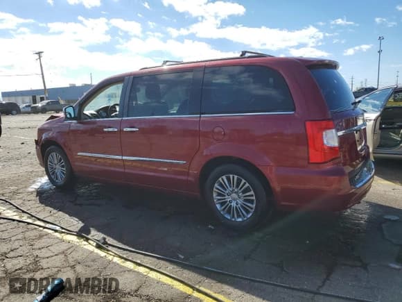 ✅ 2014 Chrysler Town & Country Touring L 30th Anniversary • VIN: 2C4RC1CG9ER277546 • Лот: 85644745. Опубликован ранее на Copart с пробегом 186 192 миль. Бесплатный доступ к архиву аукционных продаж из США и подробный отчёт об истории автомобиля на DreamBid. Изображение 2.
