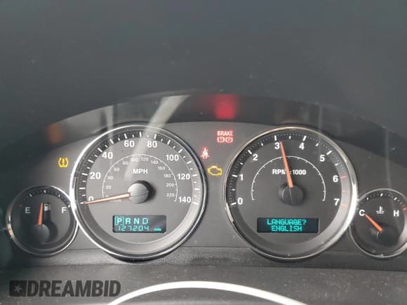 ✅ 2007 Jeep Commander Sport • VIN: 1J8HG48KX7C505542 • Lot: 92238135. Wystawiony na Copart z przebiegiem 127 204 mil. Bezpłatny archiwum sprzedaży aukcyjnych z USA i szczegółowy raport historii pojazdu na DreamBid. Zdjęcie 9.