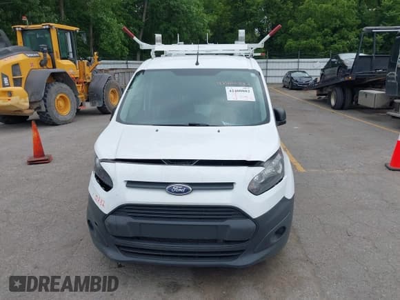 ✅ 2015 Ford Transit Connect XL • VIN: NM0LS7E71F1194205 • Lot: 42400882. Wystawiony na IAAI z przebiegiem 68 880 mil. Bezpłatny archiwum sprzedaży aukcyjnych z USA i szczegółowy raport historii pojazdu na DreamBid. Zdjęcie 12.