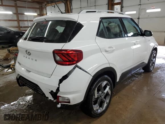 ✅ 2024 Hyundai Venue SEL • VIN: KMHRC8A3XRU331868 • Lot: 45522005. Wystawiony na Copart z przebiegiem 3 039 mil. Bezpłatny archiwum sprzedaży aukcyjnych z USA i szczegółowy raport historii pojazdu na DreamBid. Zdjęcie 3.