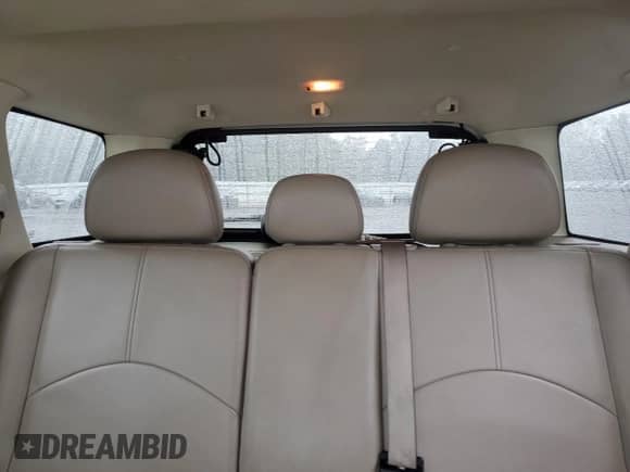 2010 Mercury Mariner Premier с VIN 4M2CN9HG1AKJ28171, выставлен на аукционе Copart как лот 80882805 с пробегом 124 347 миль миль и Списание • Salvage title. История ставок и продаж доступна на DreamBid. Изображение 10.