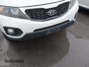 ✅ 2012 Kia Sorento LX • VIN: 5XYKTCA68CG268717 • Lot: 42373058. Wystawiony na IAAI z przebiegiem 171 790 mil. Bezpłatny archiwum sprzedaży aukcyjnych z USA i szczegółowy raport historii pojazdu na DreamBid. Zdjęcie 6.