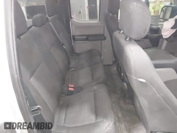 ✅ 2019 Ford F-150 XL • VIN: 1FTEX1EP3KKF21105 • Lot: 41774405. Wystawiony na IAAI z przebiegiem 51 514 mil. Bezpłatny archiwum sprzedaży aukcyjnych z USA i szczegółowy raport historii pojazdu na DreamBid. Zdjęcie 8.