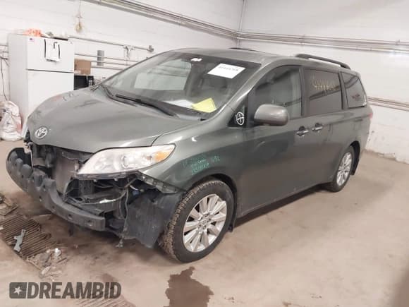 ✅ 2011 Toyota Sienna XLE • VIN: 5TDDK3DC0BS008343 • Lot: 41444268. Listed on IAAI with 215,778 mi. Free auction sales archive from the USA and detailed vehicle history report at DreamBid. Image 2.