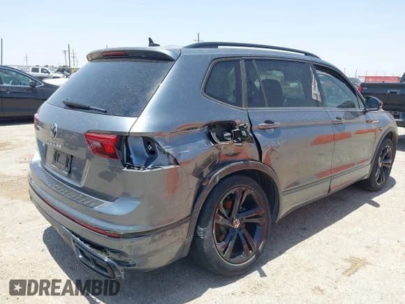 ✅ 2023 Volkswagen Tiguan SE R-Line Black • VIN: 3VVCB7AX7PM002428 • Лот: 42510090. Опубликован ранее на IAAI с пробегом 31 362 миль. Бесплатный доступ к архиву аукционных продаж из США и подробный отчёт об истории автомобиля на DreamBid. Изображение 4.