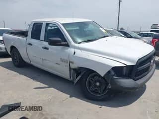 2014 Ram 1500 Express z VIN 1C6RR6FT9ES314766, wystawiony jako IAAI lot #42068082 z przebiegiem 88 865 mil mil oraz . Historia ofert i sprzedaży dostępna na DreamBid. Obrazek 1.