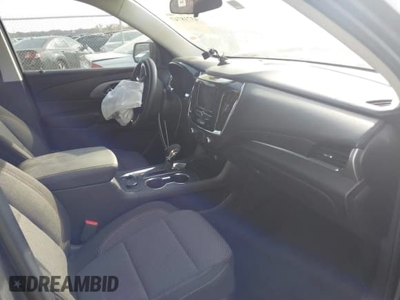 ✅ 2021 Chevrolet Traverse LS • VIN: 1GNERFKW7MJ231128 • Lot: 43718747. Listed on IAAI with 37,809 mi. Free auction sales archive from the USA and detailed vehicle history report at DreamBid. Image 5.