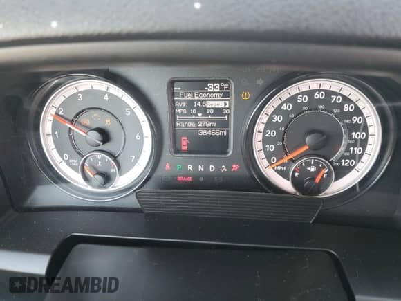 2024 Ram 1500 SLT z VIN 1C6RR6GG0RS127830, wystawiony jako Copart lot #81643515 z przebiegiem 38 466 mil mil oraz Nie do naprawy • Non repairable. Historia ofert i sprzedaży dostępna na DreamBid. Obrazek 9.