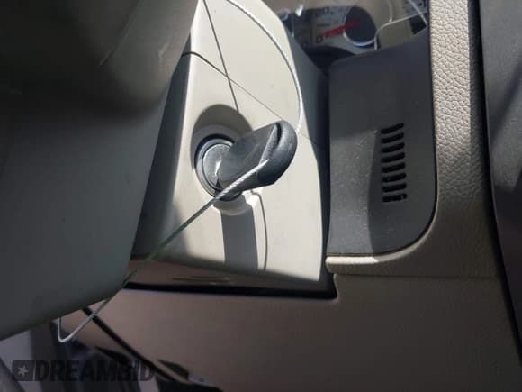 ✅ 2009 Ford Expedition Max SSV • VIN: 1FMFK155X9LA03932 • Lot: 42770594. Wystawiony na IAAI z przebiegiem 151 968 mil. Bezpłatny archiwum sprzedaży aukcyjnych z USA i szczegółowy raport historii pojazdu na DreamBid. Zdjęcie 11.