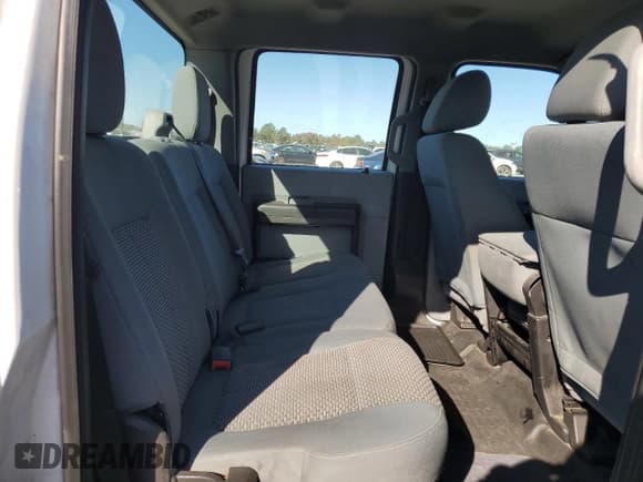 ✅ 2014 Ford F-250 XL • VIN: 1FT7W2AT4EEB26812 • Lot: 76482944. Wystawiony na Copart z przebiegiem 227 466 mil. Bezpłatny archiwum sprzedaży aukcyjnych z USA i szczegółowy raport historii pojazdu na DreamBid. Zdjęcie 10.