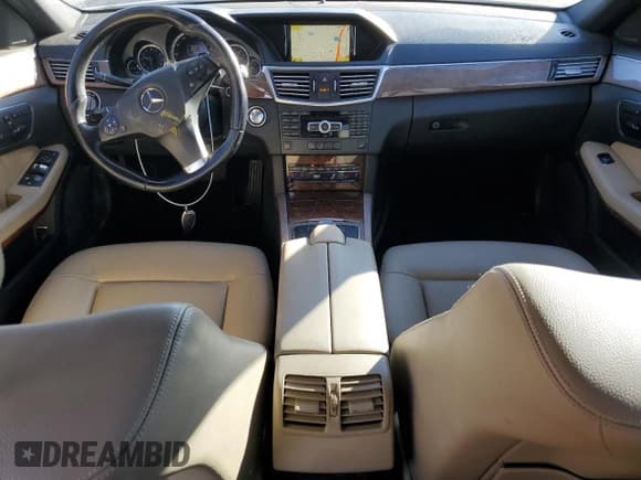 ✅ 2011 Mercedes-Benz E 350 Luxury • VIN: WDDHF5GB4BA516824 • Лот: 93374045. Опубликован ранее на Copart с пробегом 111 431 миль. Бесплатный доступ к архиву аукционных продаж из США и подробный отчёт об истории автомобиля на DreamBid. Изображение 8.