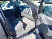 ✅ 2016 Nissan Frontier S • VIN: 1N6AD0ER3GN739728 • Lot: 43690249. Wystawiony na IAAI z przebiegiem 57 348 mil. Bezpłatny archiwum sprzedaży aukcyjnych z USA i szczegółowy raport historii pojazdu na DreamBid. Zdjęcie 5.