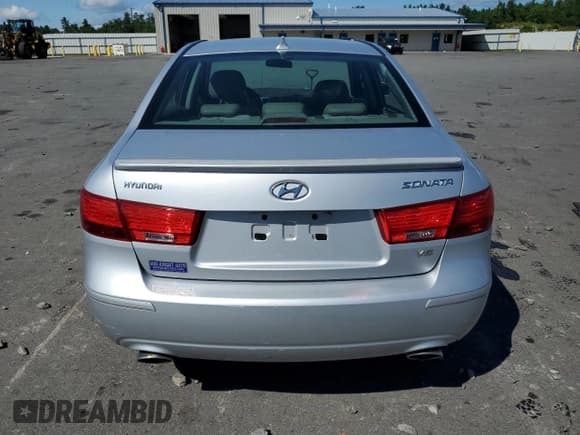 ✅ 2010 Hyundai Sonata Limited • VIN: 5NPEU4AF8AH591171 • Лот: 69448924. Опубликован ранее на Copart с пробегом 124 126 миль. Бесплатный доступ к архиву аукционных продаж из США и подробный отчёт об истории автомобиля на DreamBid. Изображение 6.