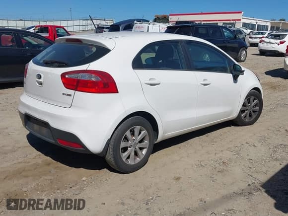 ✅ 2015 Kia Rio EX • VIN: KNADN5A33F6459096 • Lot: 43425345. Listed on IAAI with 126,591 mi. Free auction sales archive from the USA and detailed vehicle history report at DreamBid. Image 4.