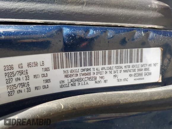 ✅ 2001 Jeep Grand Cherokee Laredo • VIN: 1J4GX48SX1C705230 • Lot: 43292992. Listed on IAAI with 233,950 mi. Free auction sales archive from the USA and detailed vehicle history report at DreamBid. Image 9.