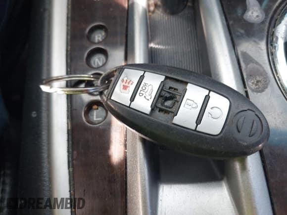 ✅ 2014 Nissan Pathfinder Platinum • VIN: 5N1AR2MN7EC642633 • Lot: 43593945. Wystawiony na IAAI z przebiegiem 226 073 mil. Bezpłatny archiwum sprzedaży aukcyjnych z USA i szczegółowy raport historii pojazdu na DreamBid. Zdjęcie 11.