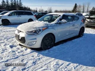 ✅ 2016 Hyundai Veloster • VIN: KMHTC6AD3GU273375 • Lot: 43976405. Wystawiony na Copart z przebiegiem 137 479 mil. Bezpłatny archiwum sprzedaży aukcyjnych z USA i szczegółowy raport historii pojazdu na DreamBid. Zdjęcie 1.