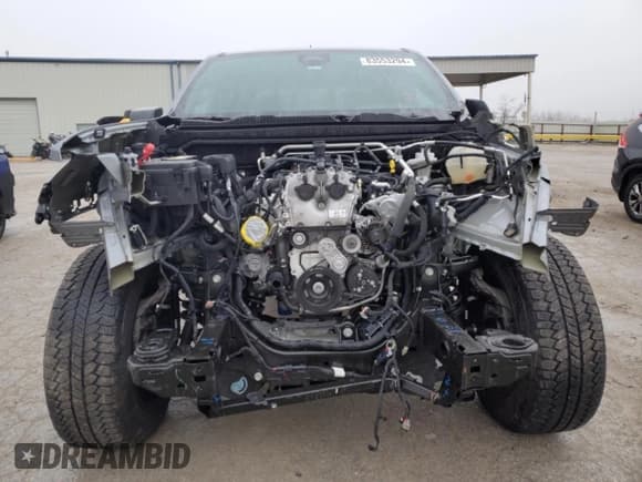 ✅ 2023 GMC Canyon 4WD AT4 • VIN: 1GTP6DEK1P1263245 • Lot: 83553294. Listed on Copart with Not provided. Free auction sales archive from the USA and detailed vehicle history report at DreamBid. Image 5.