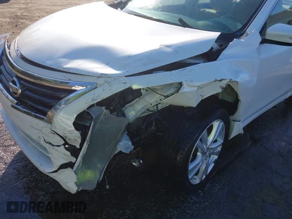 ✅ 2013 Nissan Altima SV • VIN: 1N4BL3AP8DC212068 • Lot: 42022858. Wystawiony na IAAI z przebiegiem 67 177 mil. Bezpłatny archiwum sprzedaży aukcyjnych z USA i szczegółowy raport historii pojazdu na DreamBid. Zdjęcie 6.