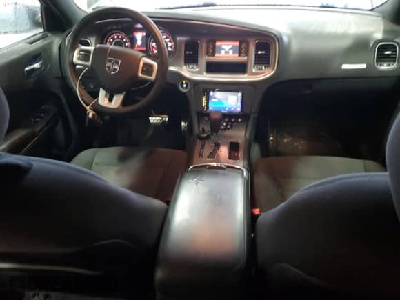 2014 Dodge Charger SE with VIN 2C3CDXBG8EH239582, listed as a Copart auction lot 90319375 with 152,015 mi miles and Salvage title. Bid and sale history available at DreamBid. Image 8.