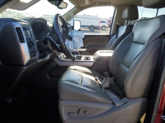 ✅ 2015 Chevrolet Silverado 2500HD LTZ • VIN: 1GC1KWE85FF622390 • Lot: 68325495. Listed on Copart with 119,183 mi. Free auction sales archive from the USA and detailed vehicle history report at DreamBid. Image 7.