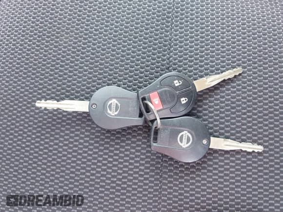 ✅ 2013 Nissan Versa S Plus • VIN: 3N1CN7AP1DL842537 • Lot: 42734742. Wystawiony na IAAI z przebiegiem 138 908 mil. Bezpłatny archiwum sprzedaży aukcyjnych z USA i szczegółowy raport historii pojazdu na DreamBid. Zdjęcie 11.