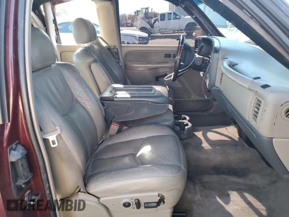 ✅ 2003 Chevrolet Silverado 1500 LT • VIN: 2GCEC19T731352467 • Лот: 71058724. Опубликован ранее на Copart с пробегом 166 706 миль. Бесплатный доступ к архиву аукционных продаж из США и подробный отчёт об истории автомобиля на DreamBid. Изображение 7.