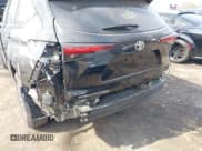 ✅ 2024 Toyota Highlander LE • VIN: 5TDKDRBH5RS574155 • Лот: 41700927. Опубликован ранее на IAAI с пробегом 1 143 миль. Бесплатный доступ к архиву аукционных продаж из США и подробный отчёт об истории автомобиля на DreamBid. Изображение 6.
