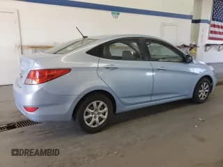 ✅ 2013 Hyundai Accent GLS • VIN: KMHCT4AE0DU541923 • Lot: 69501284. Wystawiony na Copart z przebiegiem 155 263 mil. Bezpłatny archiwum sprzedaży aukcyjnych z USA i szczegółowy raport historii pojazdu na DreamBid. Zdjęcie 3.