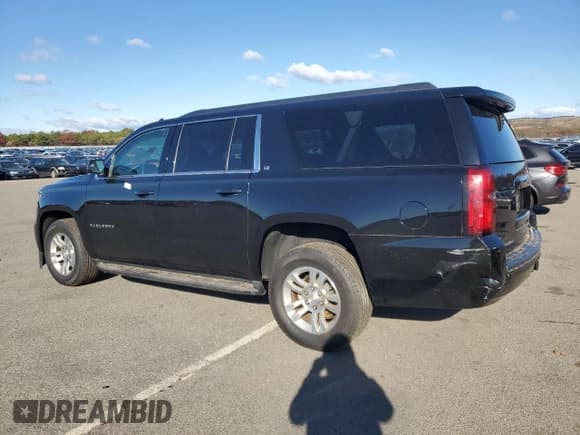 ✅ 2017 Chevrolet Suburban LT • VIN: 1GNSKHKCXHR331370 • Lot: 91202625. Listed on Copart with 104,282 mi. Free auction sales archive from the USA and detailed vehicle history report at DreamBid. Image 2.