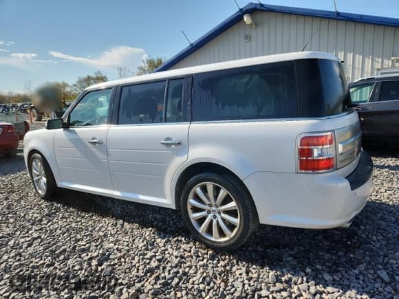 ✅ 2015 Ford Flex Limited • VIN: 2FMHK6DT8FBA11576 • Lot: 91504805. Wystawiony na Copart z przebiegiem 42 935 mil. Bezpłatny archiwum sprzedaży aukcyjnych z USA i szczegółowy raport historii pojazdu na DreamBid. Zdjęcie 2.