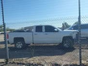 ✅ 2019 Chevrolet Silverado 1500 LT • VIN: 2GCRCPEC8K1128679 • Lot: 43476206. Wystawiony na IAAI z przebiegiem 120 021 mil. Bezpłatny archiwum sprzedaży aukcyjnych z USA i szczegółowy raport historii pojazdu na DreamBid. Zdjęcie 12.