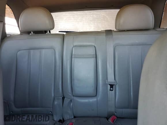 2008 Saturn VUE XE z VIN 3GSCL33P18S530484, wystawiony jako Copart lot #88241965 z przebiegiem 216 547 mil mil oraz Szkoda całkowita • Salvage title. Historia ofert i sprzedaży dostępna na DreamBid. Obrazek 10.