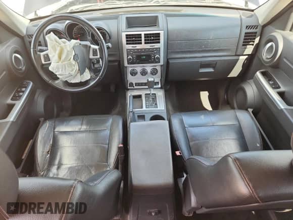 2008 Dodge Nitro R/T with VIN 1D8GT58638W150383, listed as a Copart auction lot 66462045 with 122,559 mi miles and Salvage title. Bid and sale history available at DreamBid. Image 8.